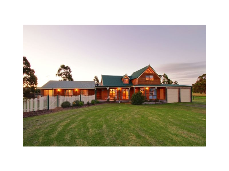 55 Nicholson Lane, Toongabbie VIC 3856