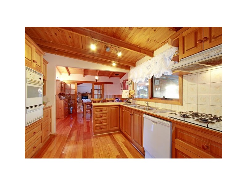 55 Nicholson Lane, Toongabbie VIC 3856