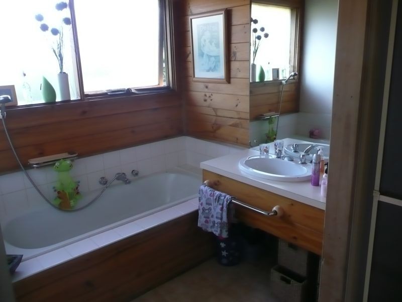 60 Traralgon Maffra Road, Glengarry VIC 3854