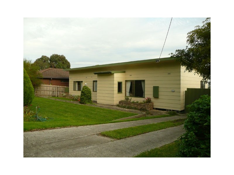 42 Main Road, Tyers VIC 3844