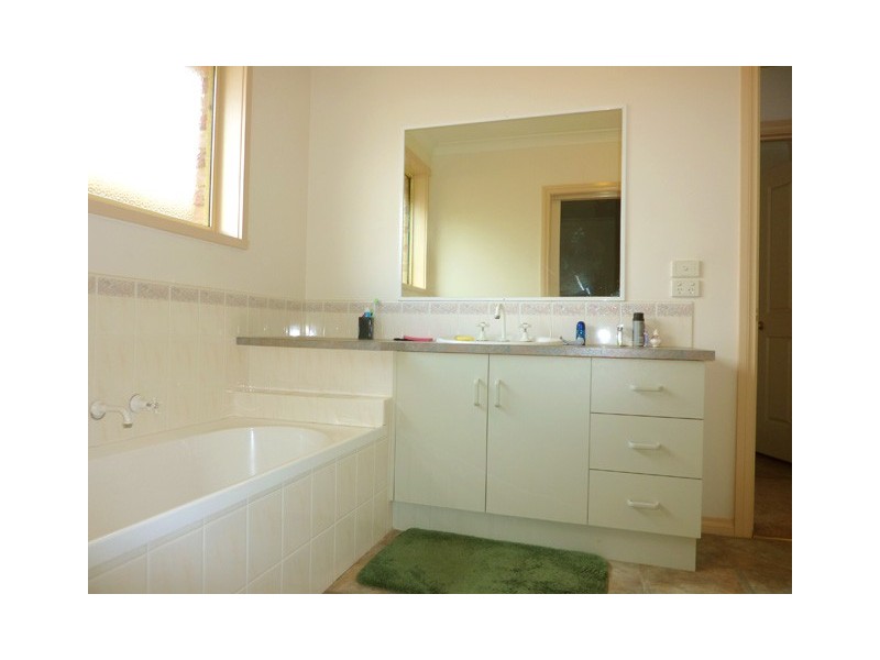 5 Park Lane, Traralgon VIC 3844