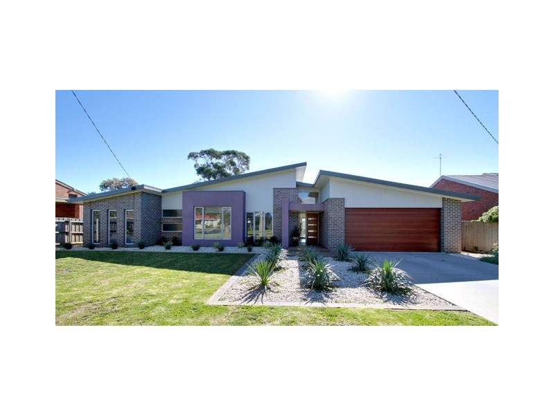 30 Queen Street, Rosedale VIC 3847