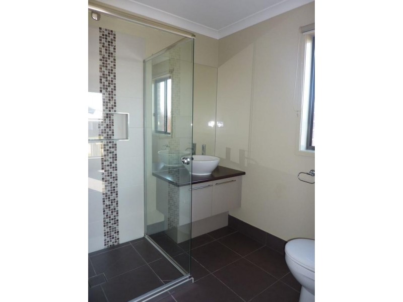 12 Dunsmuir Grove, Traralgon VIC 3844