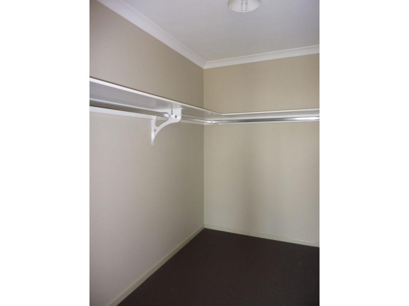 12 Dunsmuir Grove, Traralgon VIC 3844