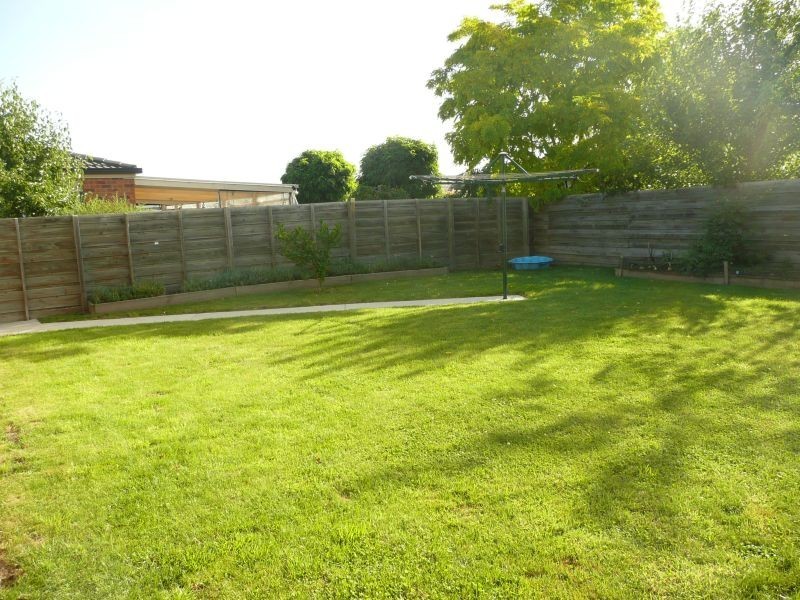 13 Giles Place, Traralgon VIC 3844