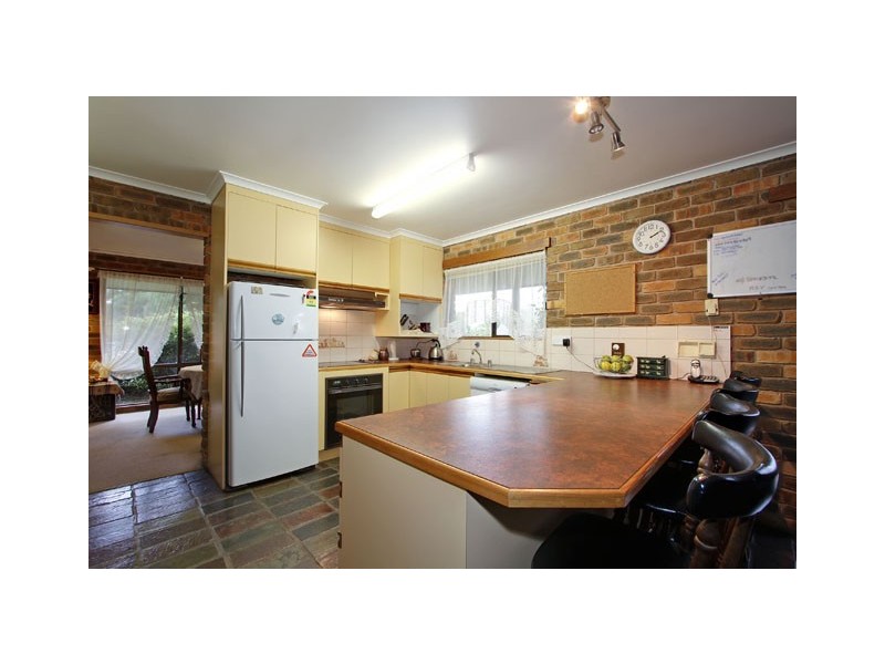5 Deys Road, Tyers VIC 3844