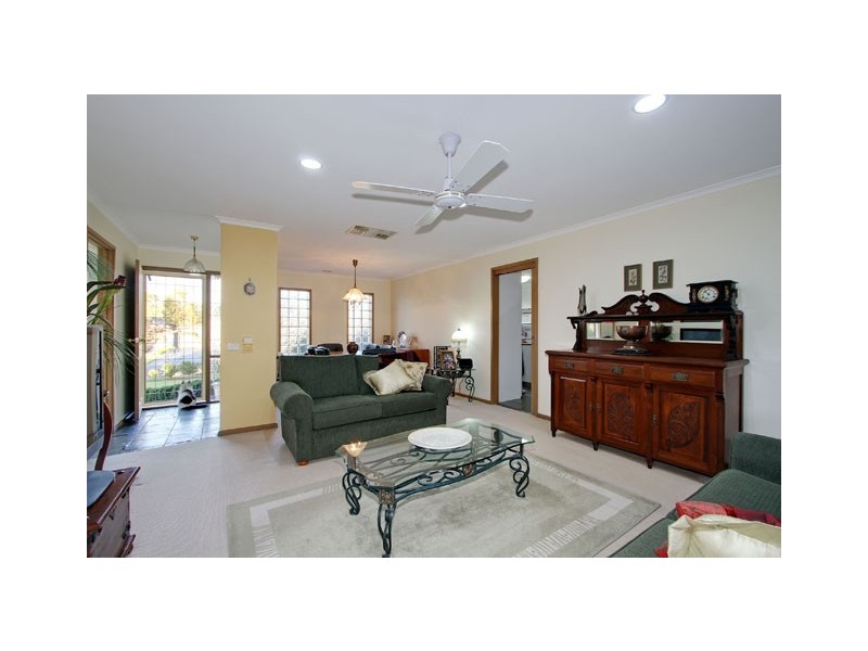 65 Ellavale Drive, Traralgon VIC 3844