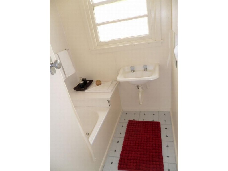 13 Catterick Street, Morwell VIC 3840