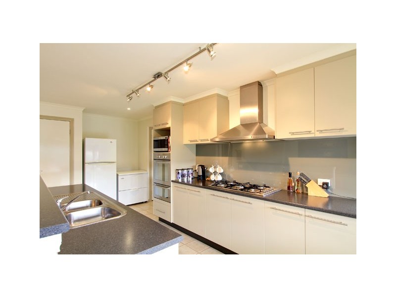 6 Avon Close, Traralgon VIC 3844