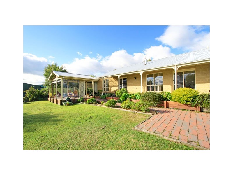 4 Cashmere Drive, Traralgon South VIC 3844