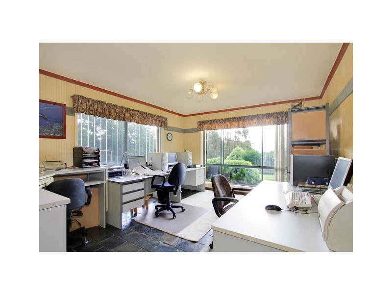 10 Cypress Court, Tyers VIC 3844