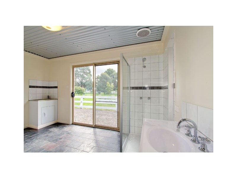 60 Harris Lane, Toongabbie VIC 3856