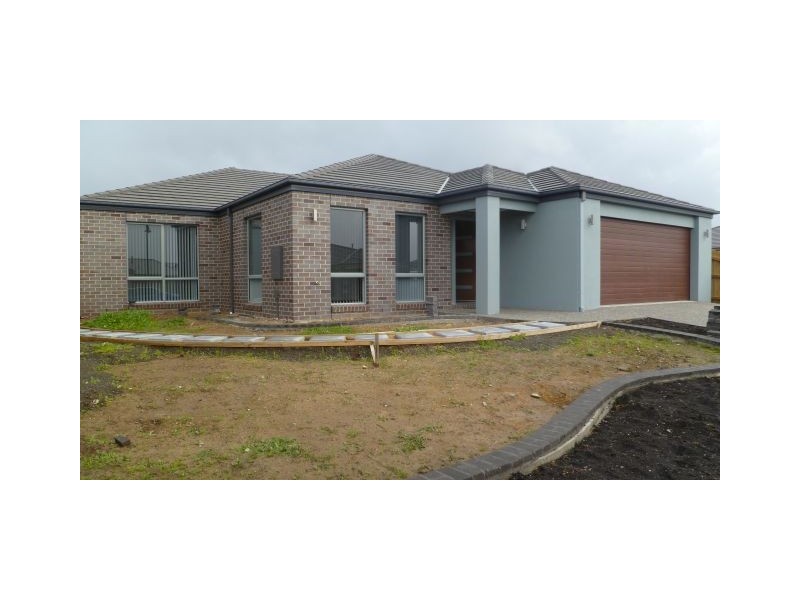 2 Kangaroo Grass Rise, Traralgon VIC 3844