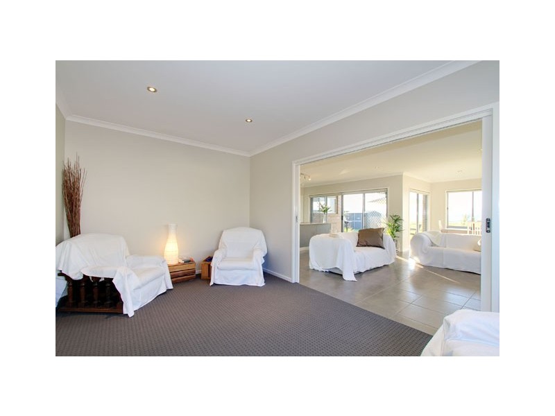 7 Dunsmuir Grove, Traralgon VIC 3844
