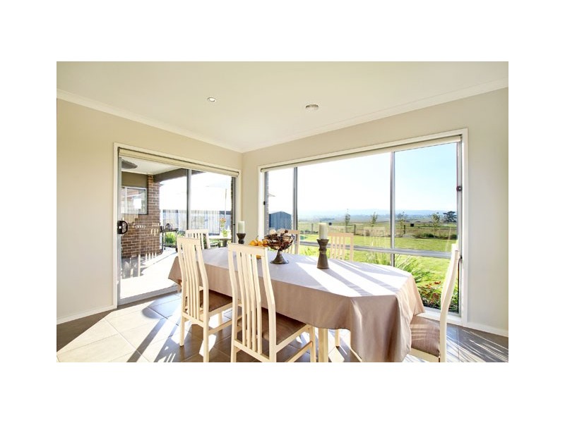 7 Dunsmuir Grove, Traralgon VIC 3844