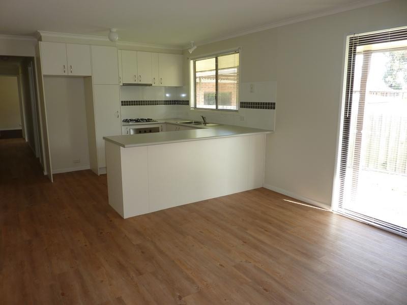 74 Albert Street, Rosedale VIC 3847