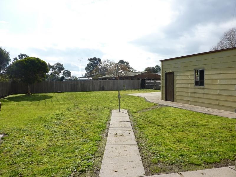 74 Albert Street, Rosedale VIC 3847