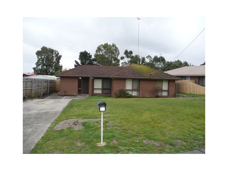 32 Strathcole Drive, Traralgon VIC 3844