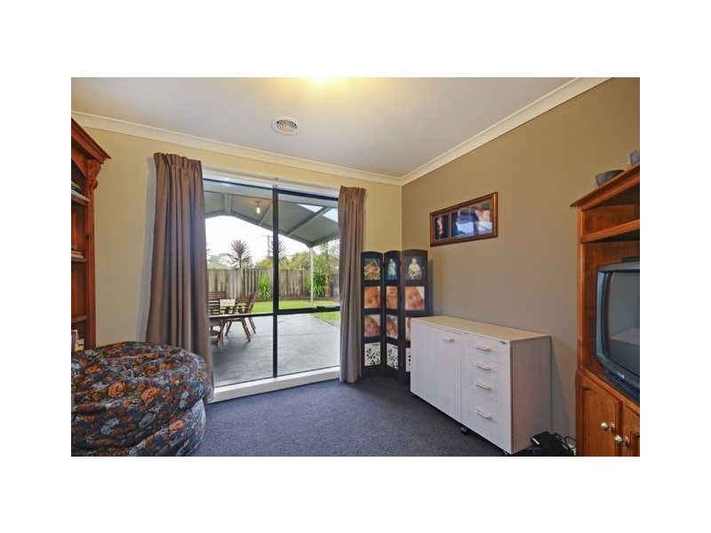 11 Inverness Way, Traralgon VIC 3844