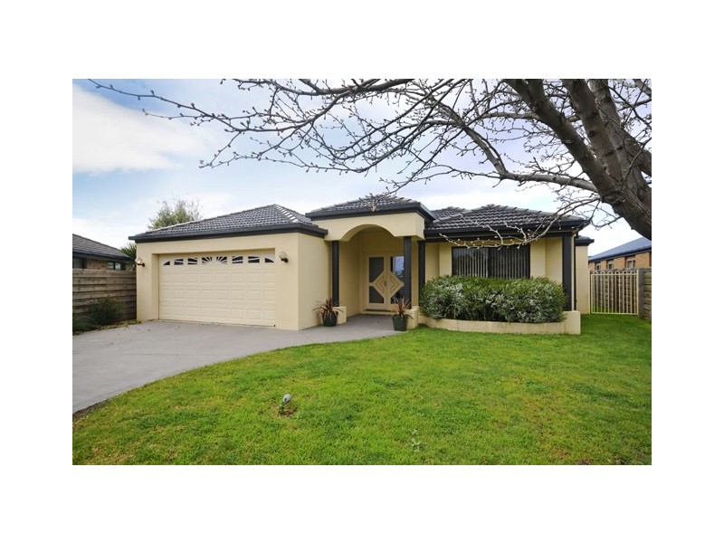 9 Barton Place, Traralgon VIC 3844