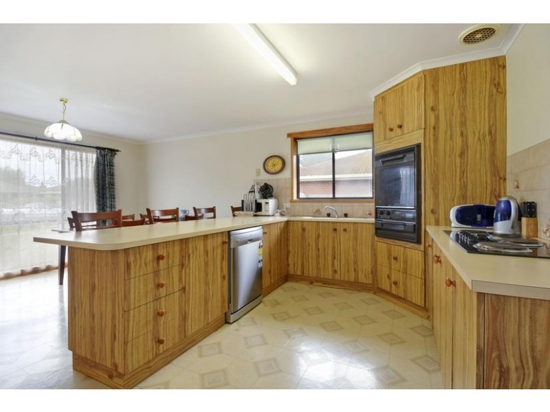 42 Firmin Street, Traralgon VIC 3844