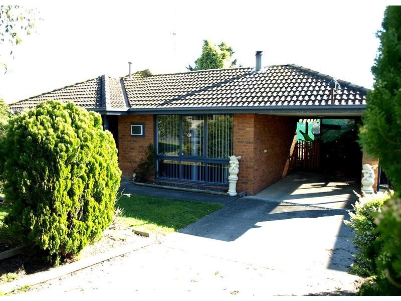 17 Blake Court, Traralgon VIC 3844