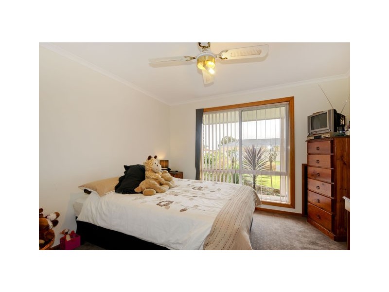 17 Rhodes Court, Glengarry VIC 3854