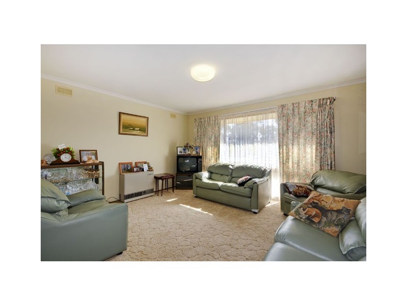 25 Meadow Park Drive, Traralgon VIC 3844