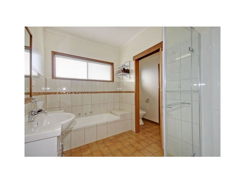 6 Poplar Avenue, Traralgon VIC 3844