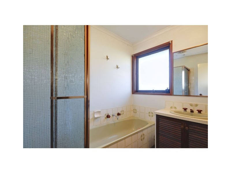 5 Park Avenue, Cowwarr VIC 3857