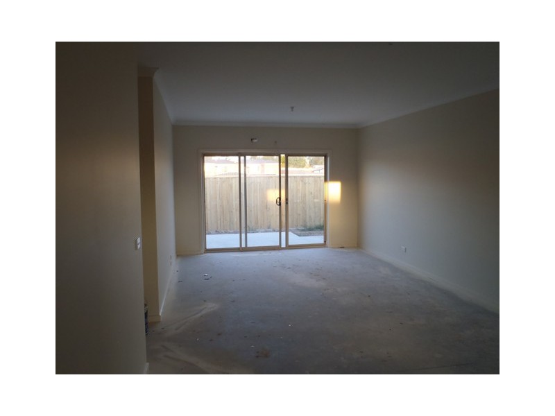 2/10 Greythorn Road, Traralgon VIC 3844