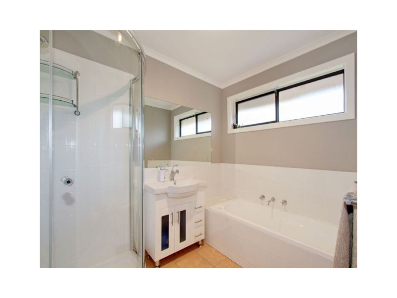 1 Sally Court, Traralgon VIC 3844