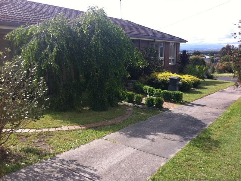 31 Quigley Crescent, Churchill VIC 3842