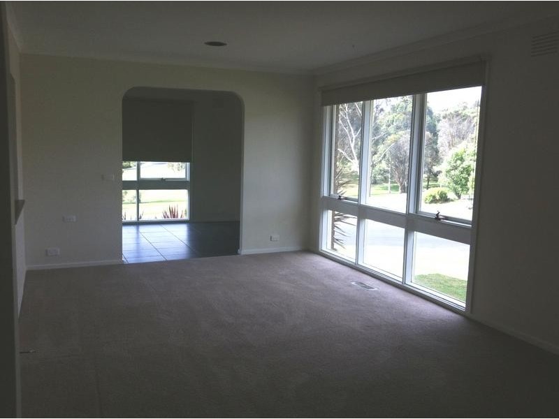 31 Quigley Crescent, Churchill VIC 3842