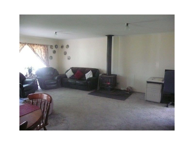 51 Sparks Lane, Toongabbie VIC 3856