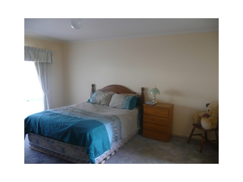 51 Sparks Lane, Toongabbie VIC 3856