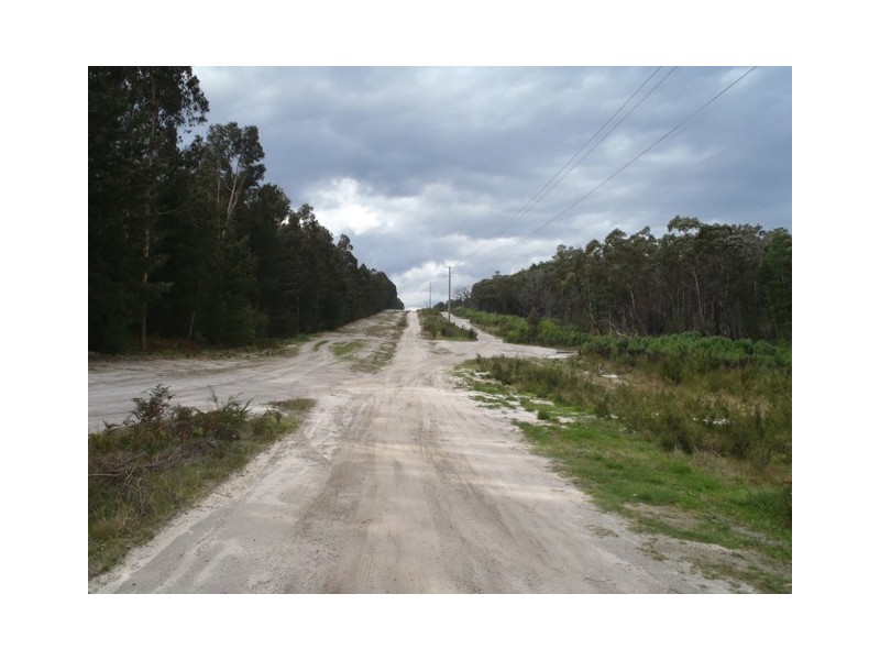 Callignee South Road, Traralgon South VIC 3844