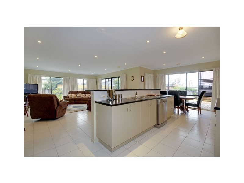 10 Merino Court, Traralgon VIC 3844