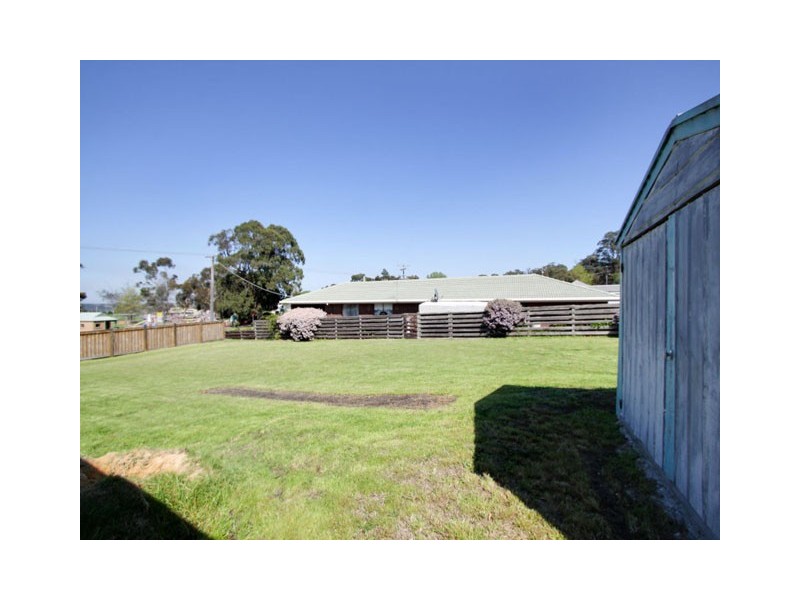 61 Main Road, Tyers VIC 3844