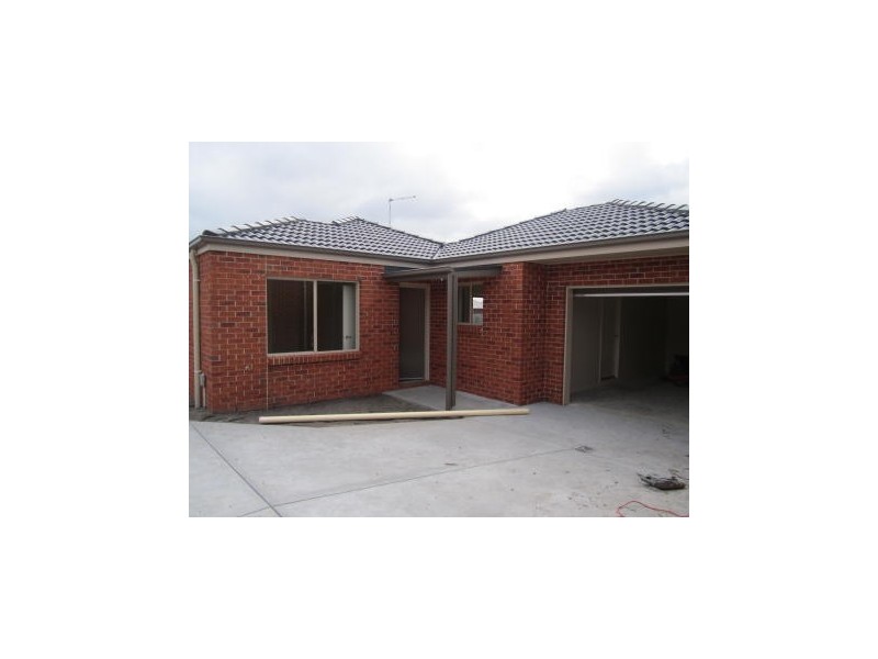 2/44 Donegal Avenue, Traralgon VIC 3844