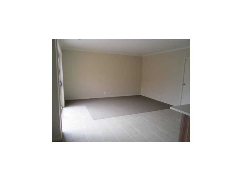 2/44 Donegal Avenue, Traralgon VIC 3844