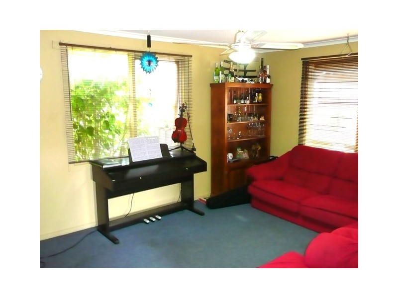 24 Maple Crescent, Churchill VIC 3842