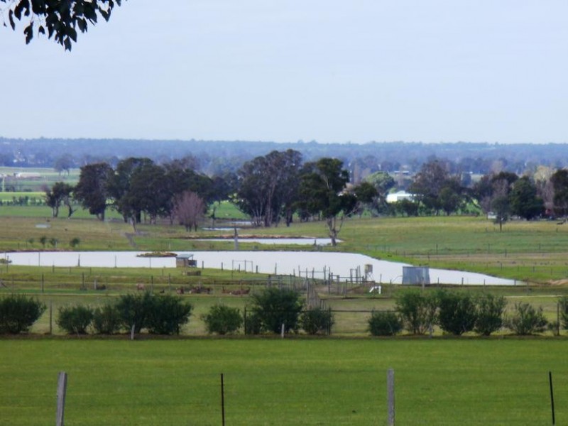 204 Luckmans road, Boisdale VIC 3860