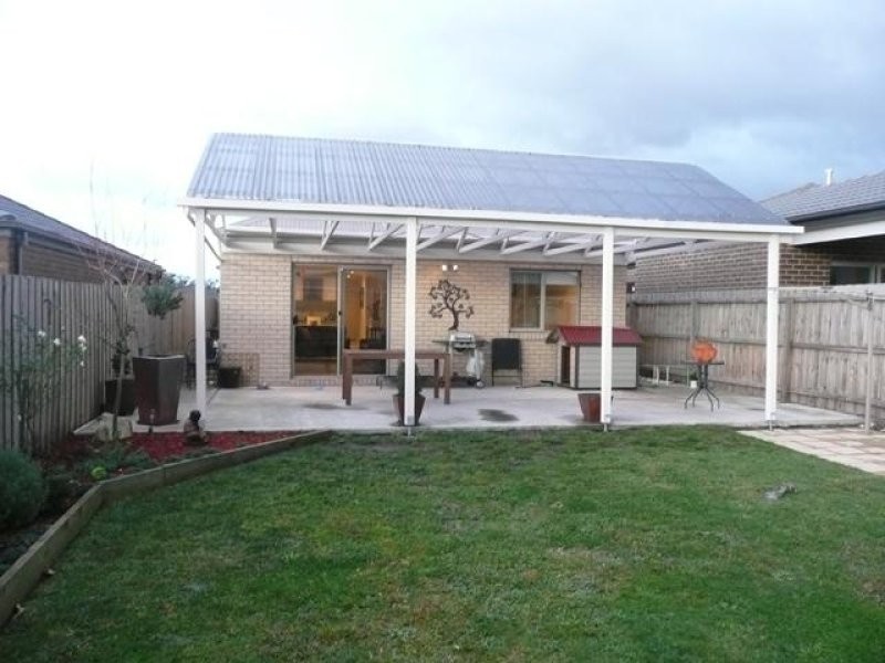 18 Rosscommon Drive, Traralgon VIC 3844