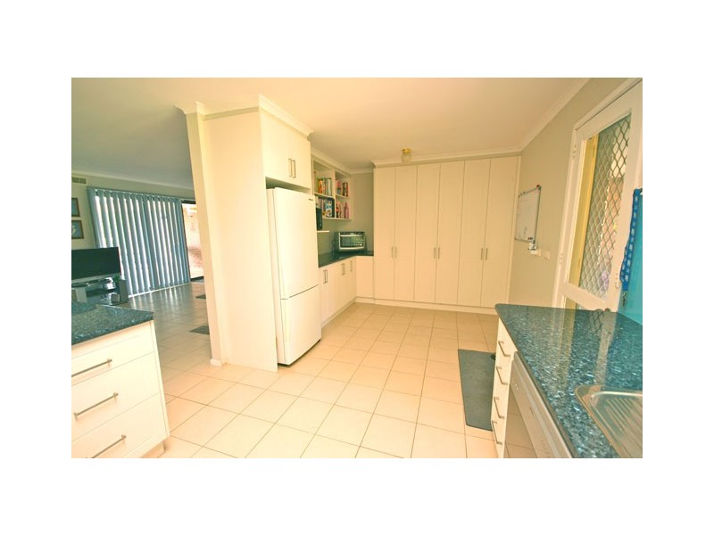 15 Chisolm Drive, Callignee VIC 3844