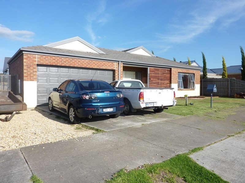 11 Mapleson Drive, Traralgon VIC 3844