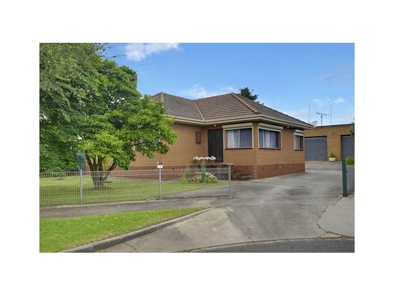 1 Moonabeal Court, Traralgon VIC 3844