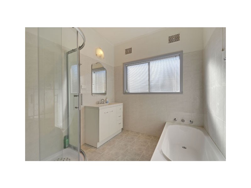 1 Moonabeal Court, Traralgon VIC 3844