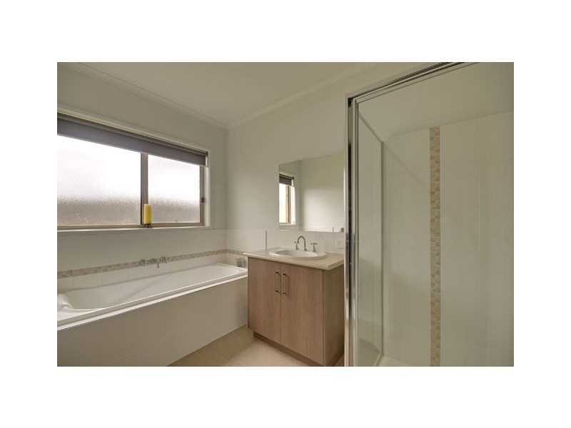 3 Wellington Drive, Traralgon VIC 3844