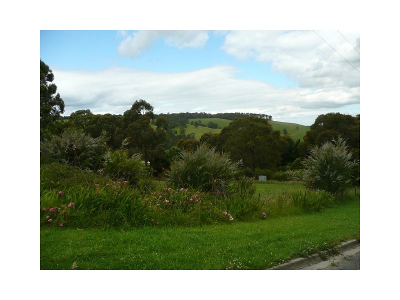 8 Somerset Road, Yallourn North VIC 3825
